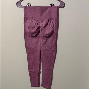 Woman’s butt lifting Leggings in Mauve Pink